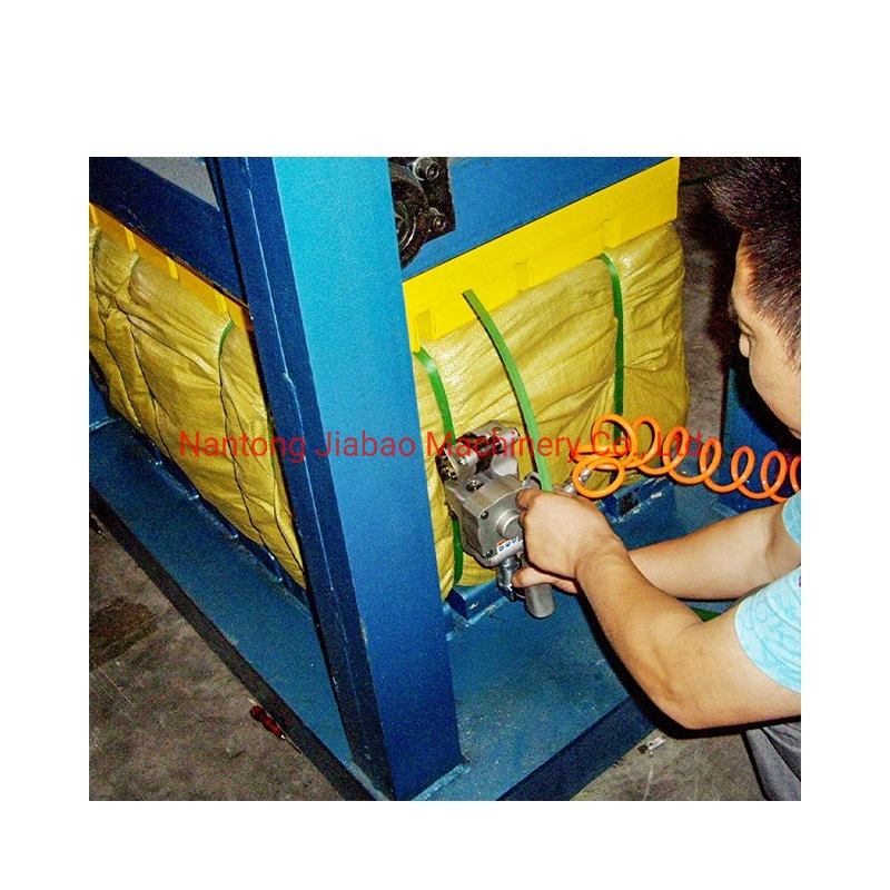 Lifting Chamber Baler Used in Second-Hand Clothes