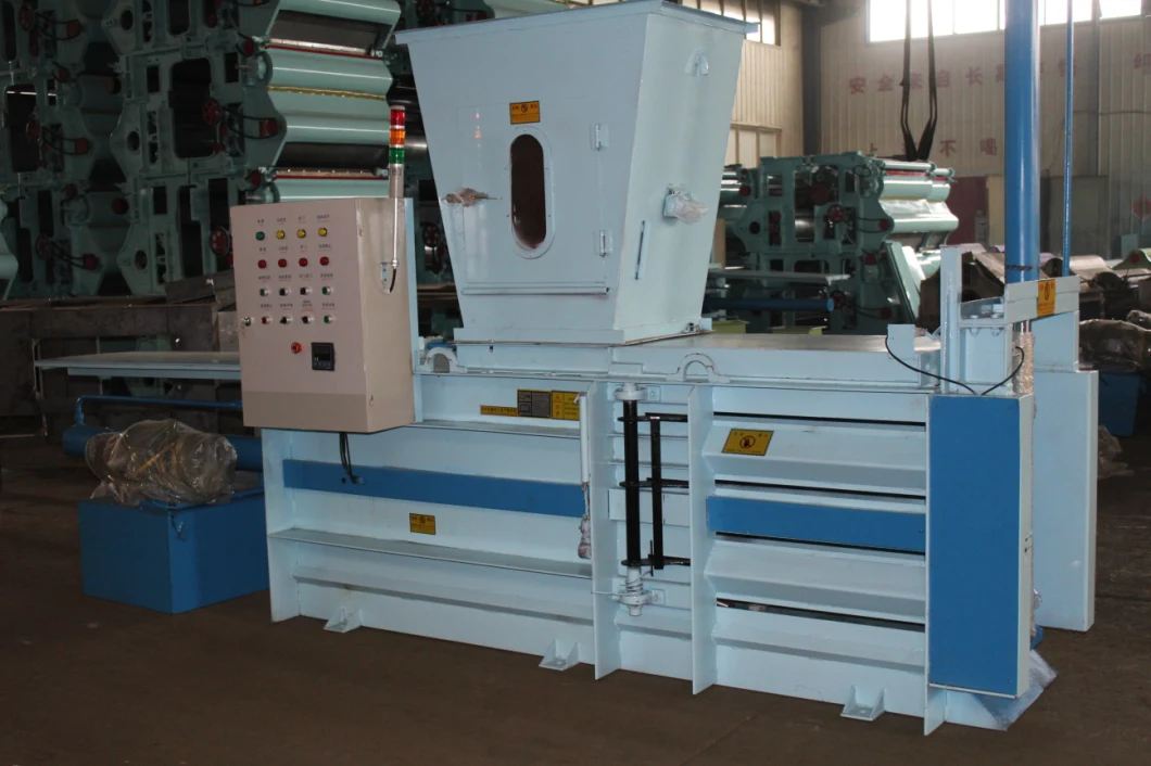 2023 Factory Direct High Efficiency 150 Tons Vertical Waste Cotton Waste Textile Baler